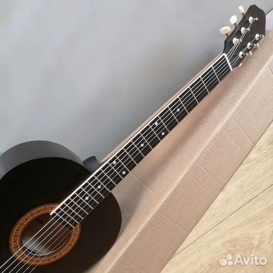 Гитара новая акустическая