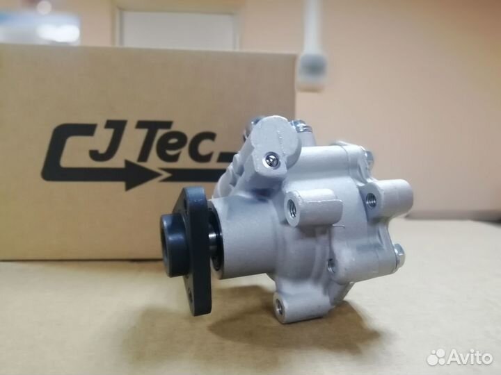 Насос гура Porsche Cayenne V8 левое вращение Новый