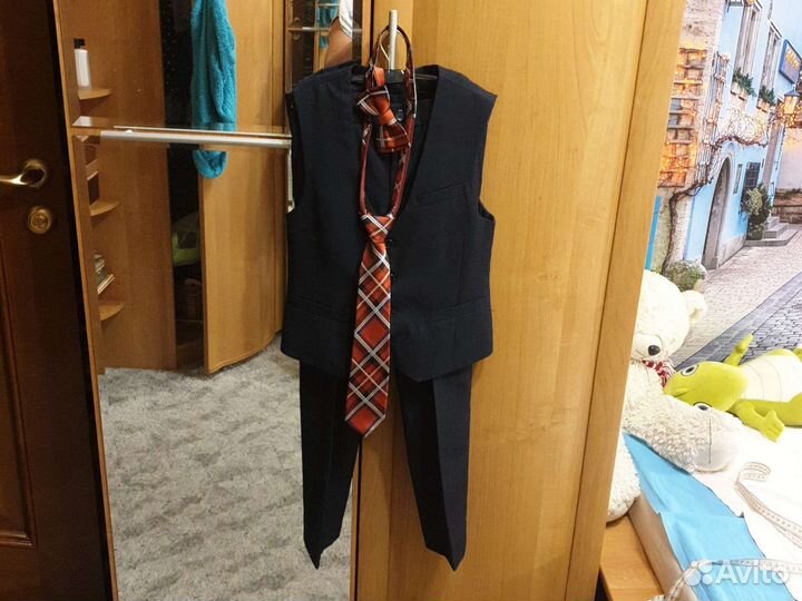 Школьная форма жилет и брюки для мальчикс