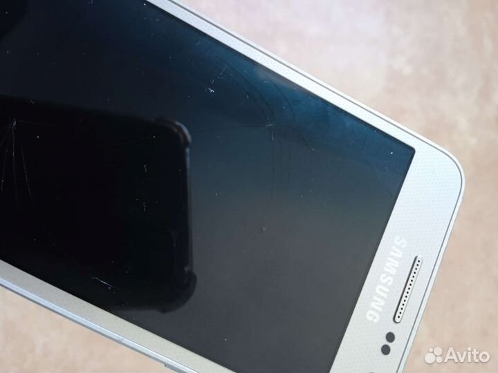 Телефон Samsung ж1