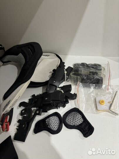 Защита шеи leatt