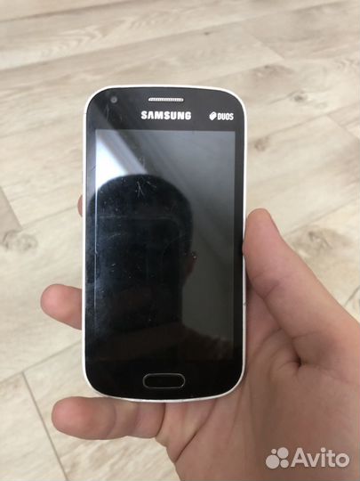 Телефон Samsung