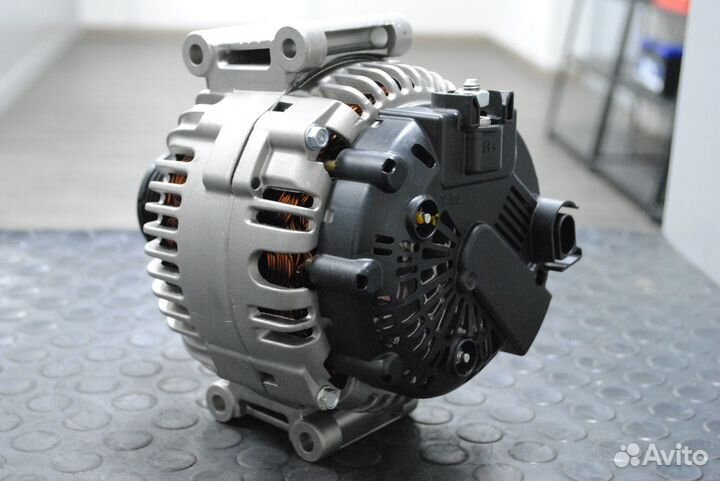 Генератор Mercedes Benz GL320, G320 3.0 CDi 180А