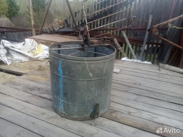 Медогонка 4 рамочная