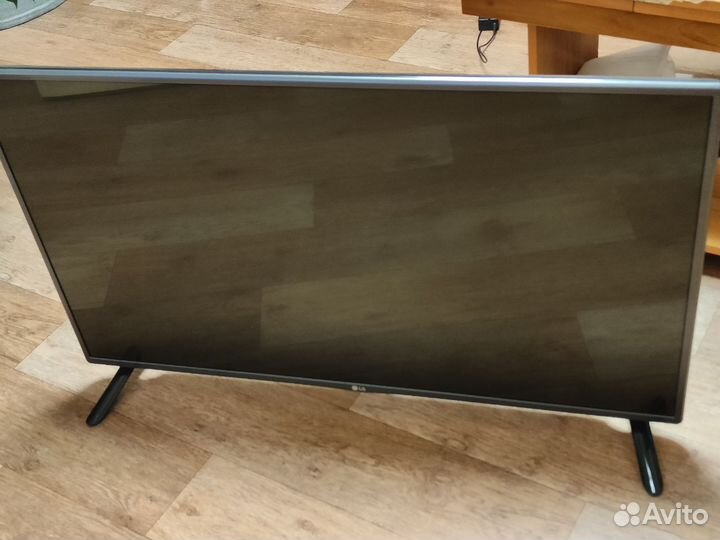 Телевизор LG 42lf560v