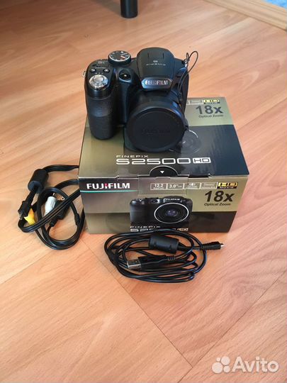 Продаю фотоаппарат Fujifilm FinePix S2500HD