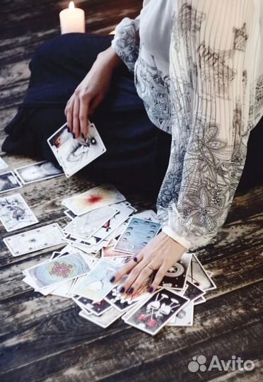 Гадание на картах таро и не только
