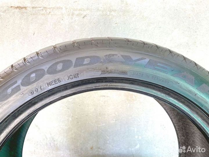 Goodyear EfficientGrip 235/45 R19 95S