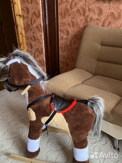 Детская качалка лошадь