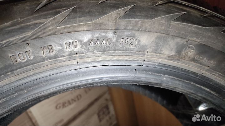 Pirelli Formula Ice 225/50 R17