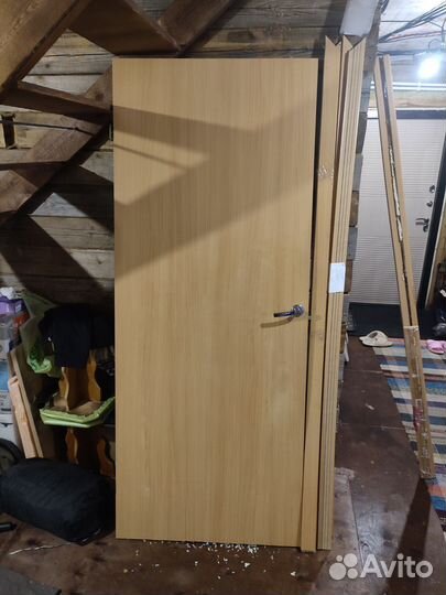 Межкомнатная дверь, бу, с коробкой 80