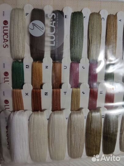 Набор для вышивания Под крышей с колли