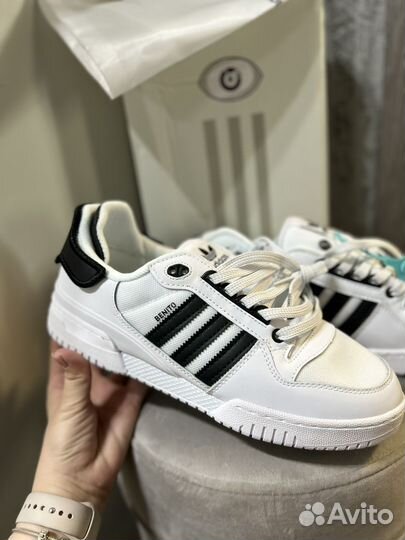 Bad Bunny x Adidas Forum Benito 43