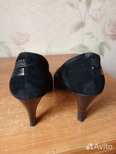 Туфли женские 39 размер черные