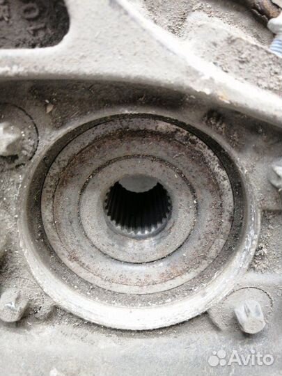 Кулак задний левый Mercdes W211 W219