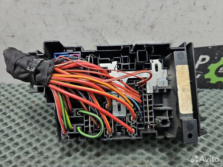 Блок предохранителей Volkswagen Jetta 6 1.4 caxa