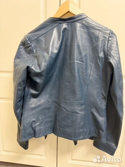 Кожаная куртка женская