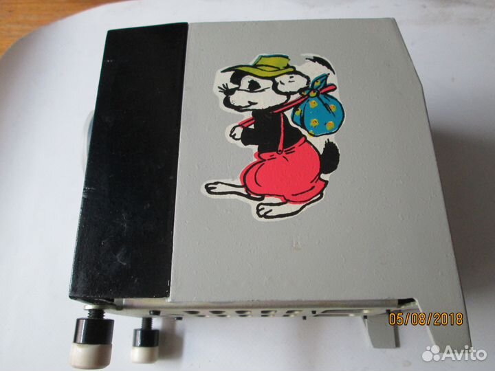 Малогабаритный диапроектор 