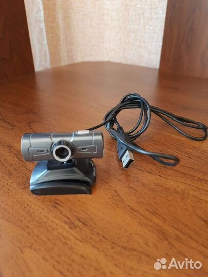 Веб-камера Genius