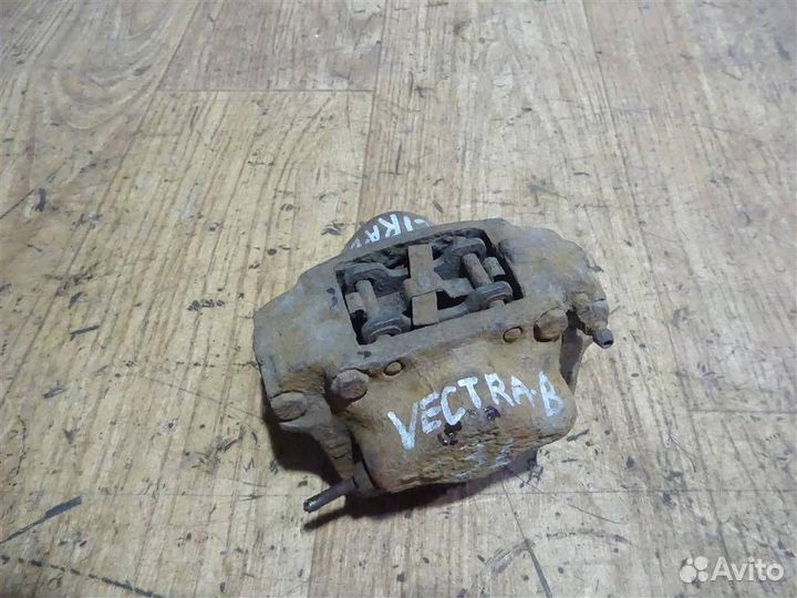 Суппорт задний левый Opel Vectra B 1995-1999