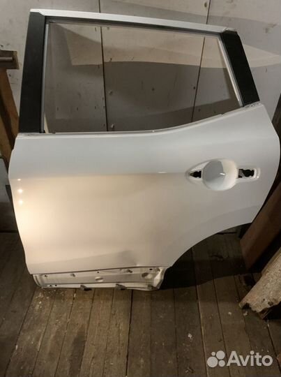 Nissan qashqai дверь левая задняя