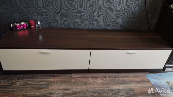 Тумба под телевизор