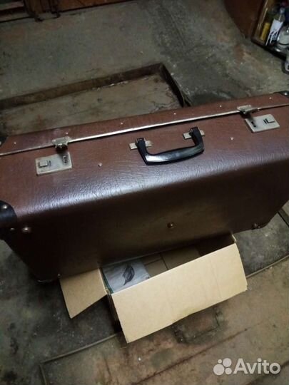 Фибровый советский чемодан изг. В Ленинграде