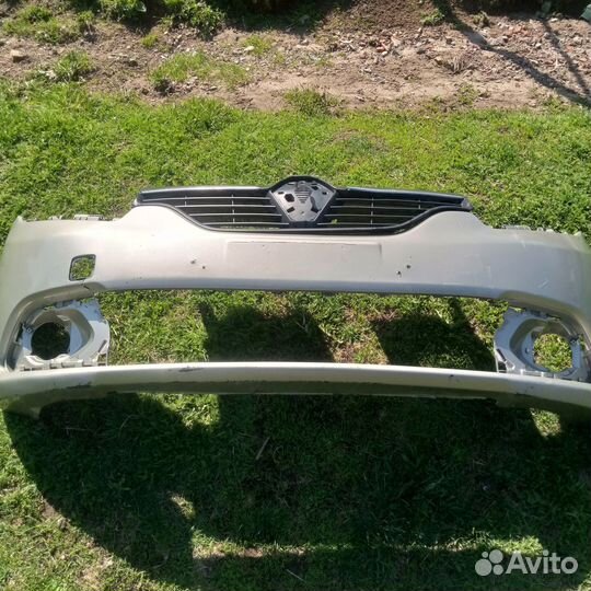 Капот renault logan 2 бежевый и бампер с решеткой