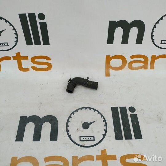 Патрубок системы охлаждения Volkswagen Tiguan 2