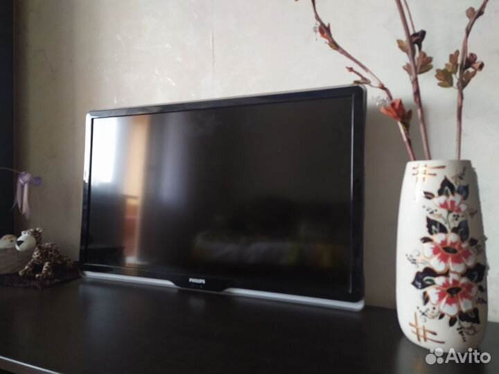ЖК телевизор philips