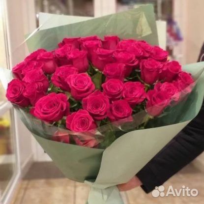 Букет малиновых роз, Эквадор, 40см 65 шт