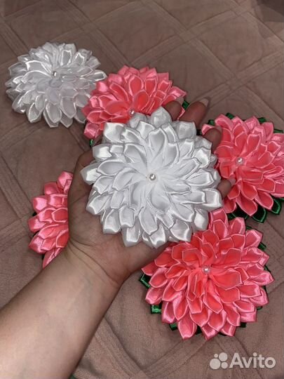 Банты из атласных лент