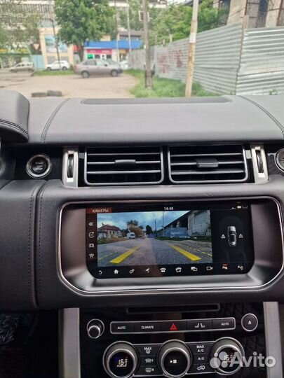 Монитор с Range Rover