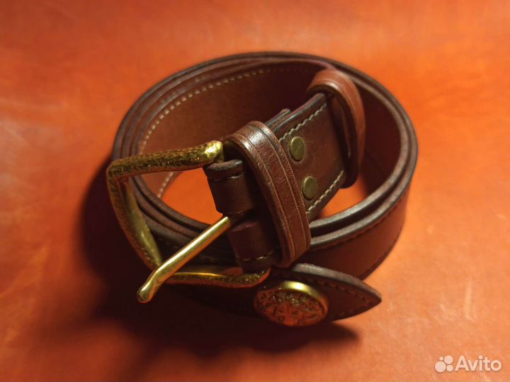 Мужской кожаный ремень ручной работы