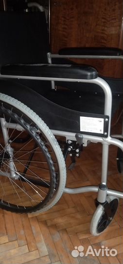 Инвалидное кресло коляска новая