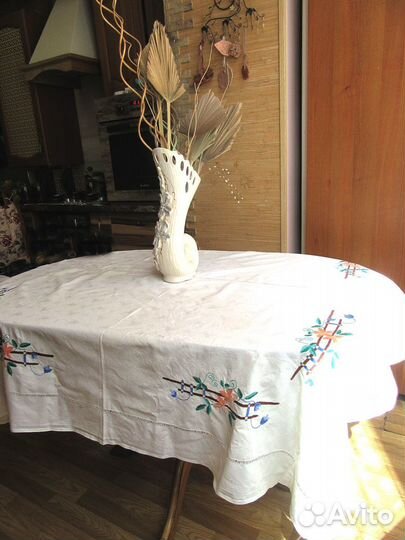 Скатерть с вышивкой льняная СССР