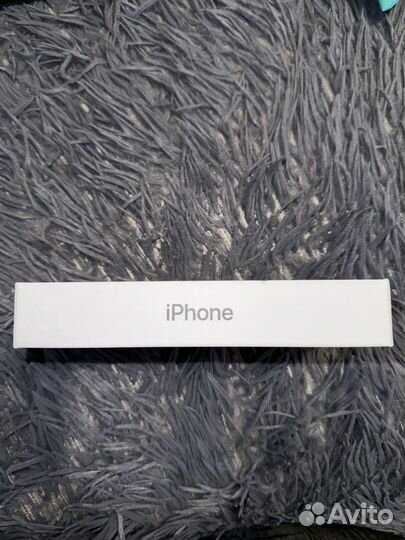 Коробка от iPhone 11