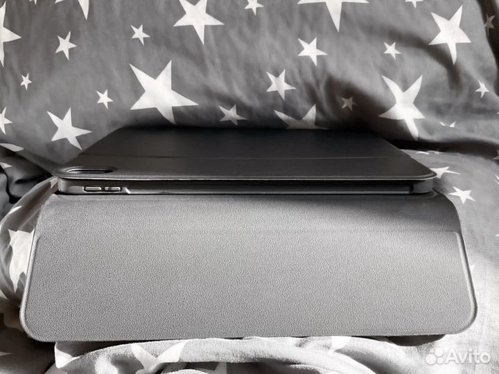 Чехол на iPad