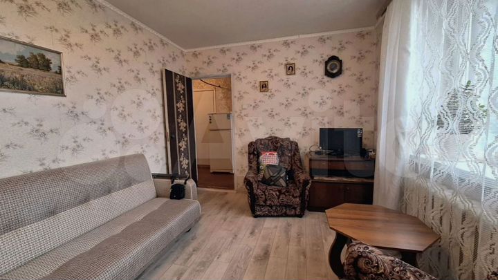 2-к. квартира, 45 м², 1/9 эт.