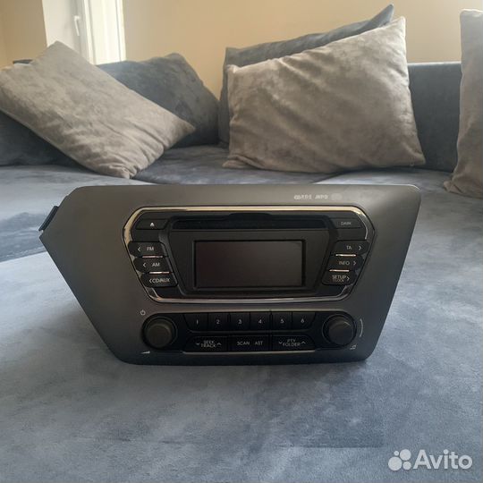 Штатная магнитола на KIA rio 3