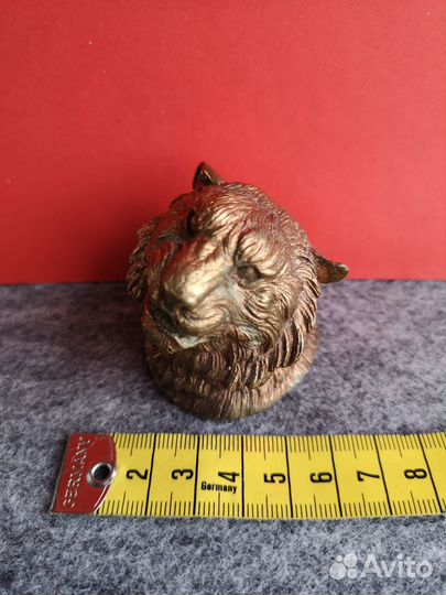 Металлический декор