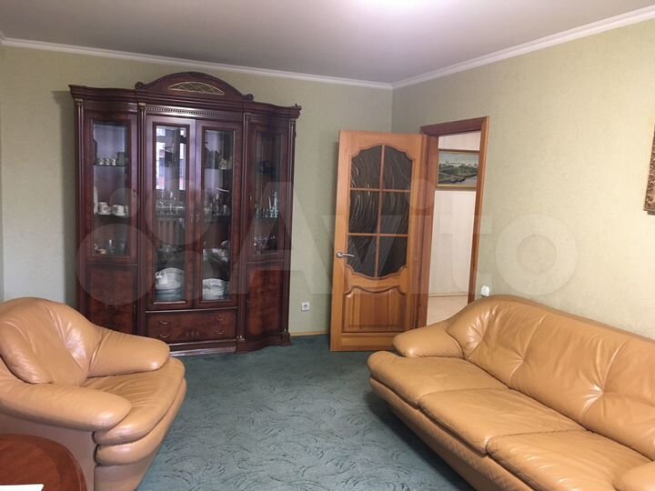3-к. квартира, 90 м², 3/9 эт.