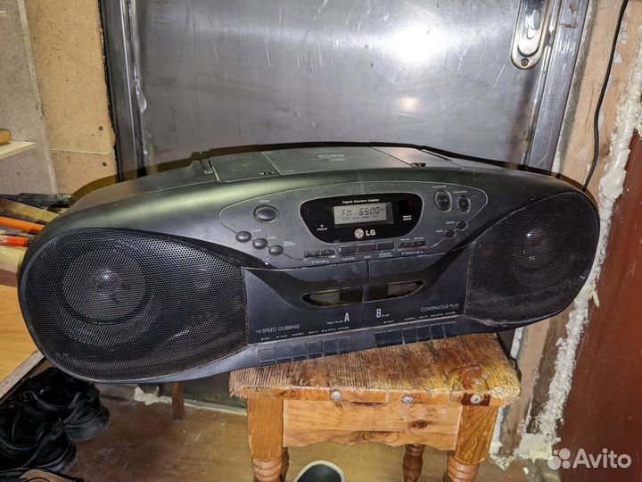Радиоприемник Lg