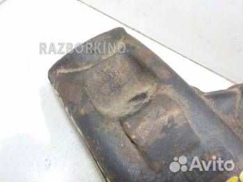 Кулак передний правый Форд