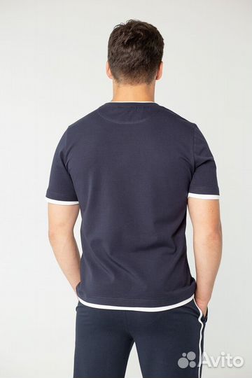 Мужская темно-синяя футболка с гербом России