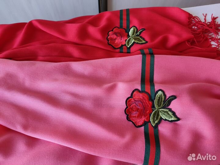 Однотонный палантин aker