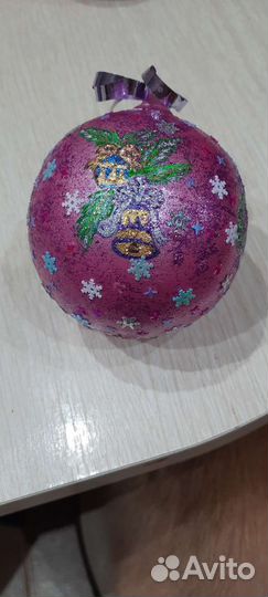 Новогодний подарок шар