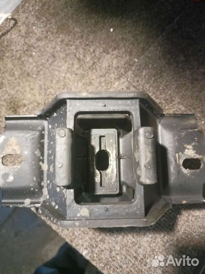 Подушка кпп левая Ford Fusion новая