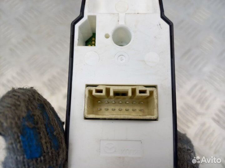 Блок управления стеклоподъемниками Mazda Cx-5 KE