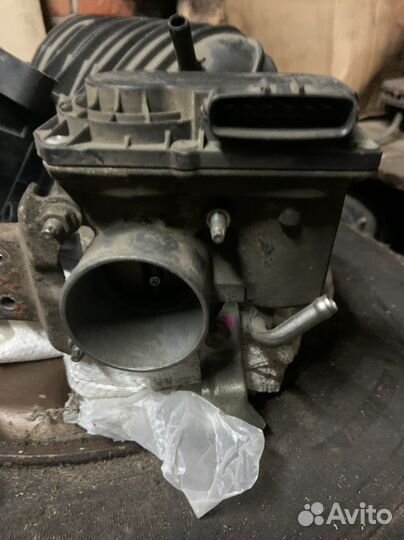 Впускной колектор с дроселем 1NZ FE